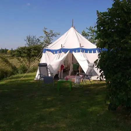 La Vieille Ecole Glamping * Bourgougnague